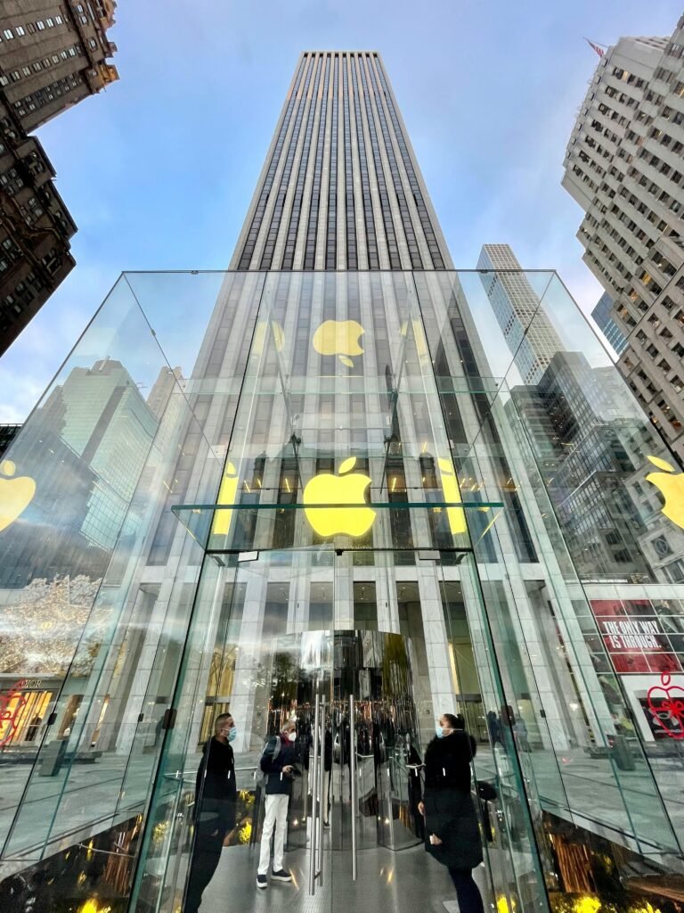 Apple showroom